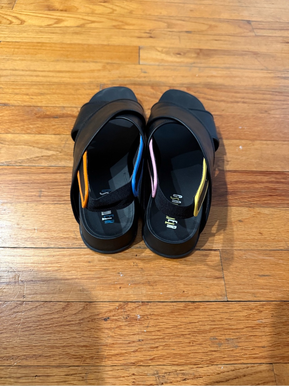 Camper Twins Black Leather Cross-Strap Slingback with Multicolor Heel Tabs - Picture 2 of 4